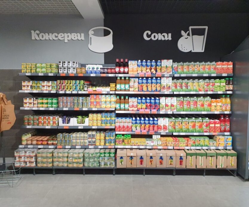 Шпроты без рыбы и тушенка без мяса: украинцам пояснили, как отличить поддельные консервы в магазине
