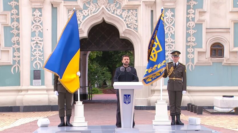 Зеленский поздравил украинцев с Днем Конституции и назвал главную цель государства