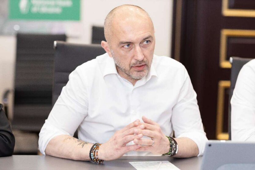 Пишный разговаривает с журналистами