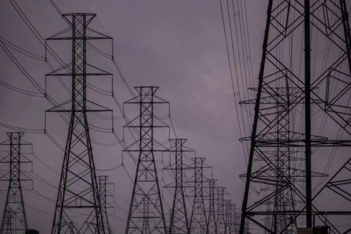 The US experienced a massive blackout: 200 thousand people without electricity