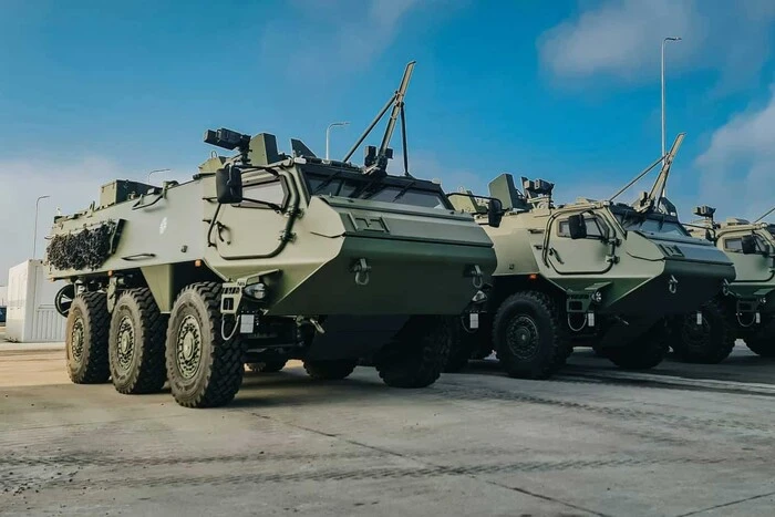 One of the EU countries has transferred weapons to Ukraine
