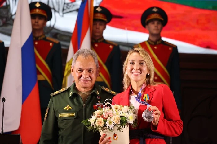 «Застрягла». Российская теннисистка пожаловалась на проблемы с авиасообщением