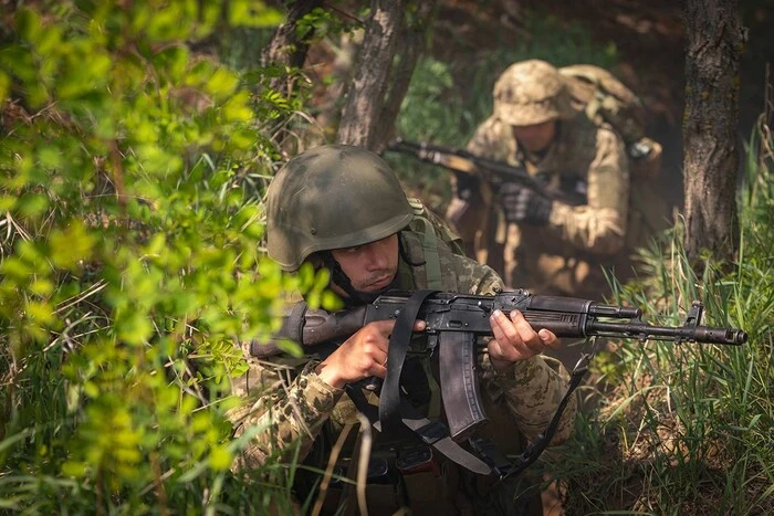 The intelligence officer stated that the war in Ukraine may last until 2030
