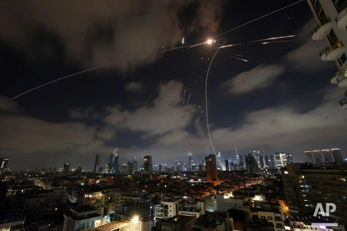 US-amerikanische und israelische Beamte berichten, wie lange die Operation gegen den Iran dauern wird