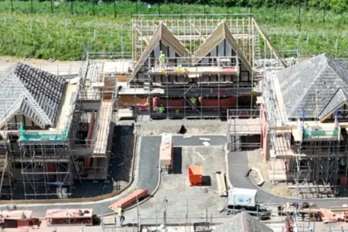 Для съемок нового «Гарри Поттера» строят новое мини-городок (фото)