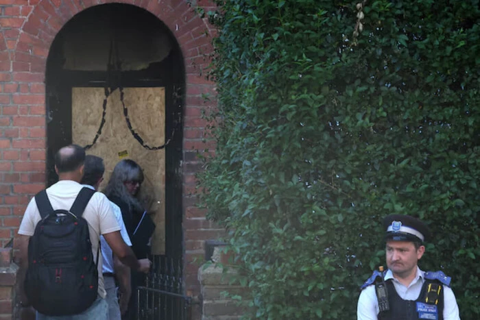 Police suspects Ukrainian in three arsons against the property of the British Prime Minister