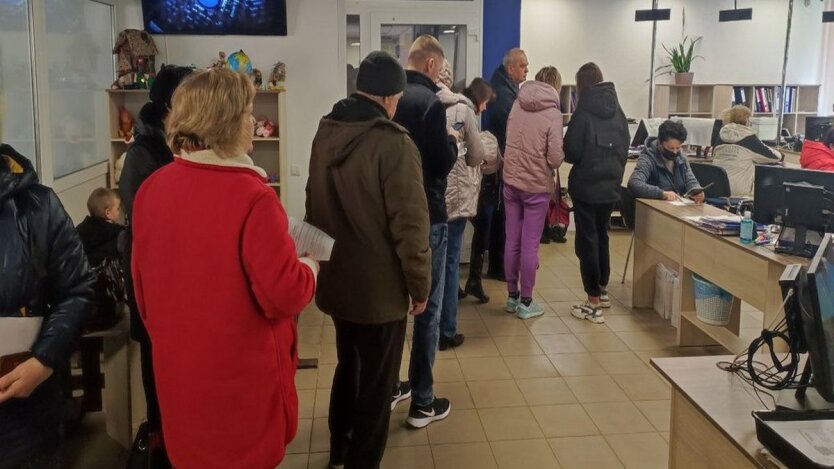 W Ukrainie od 1 lipca rozpoczną się masowe kontrole: będą dotyczyć statusu i wypłat