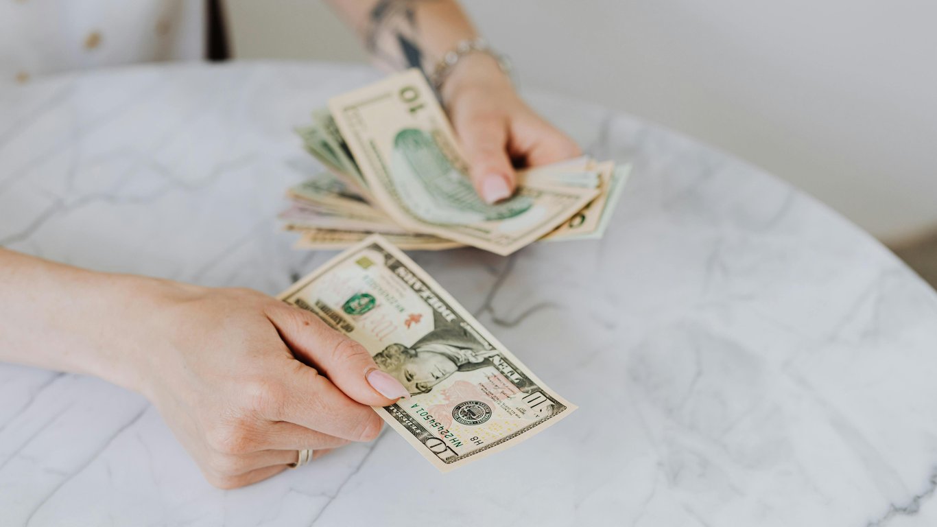 No chance — which dollars and euros are confiscated immediately in exchange offices