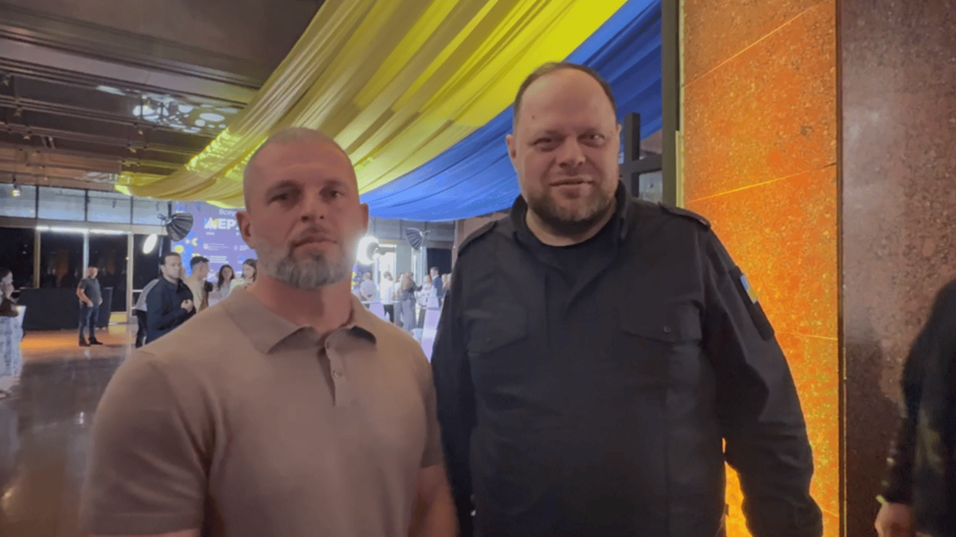 It looks great — what Bідний and Stefanchuk wished Usyk before the fight