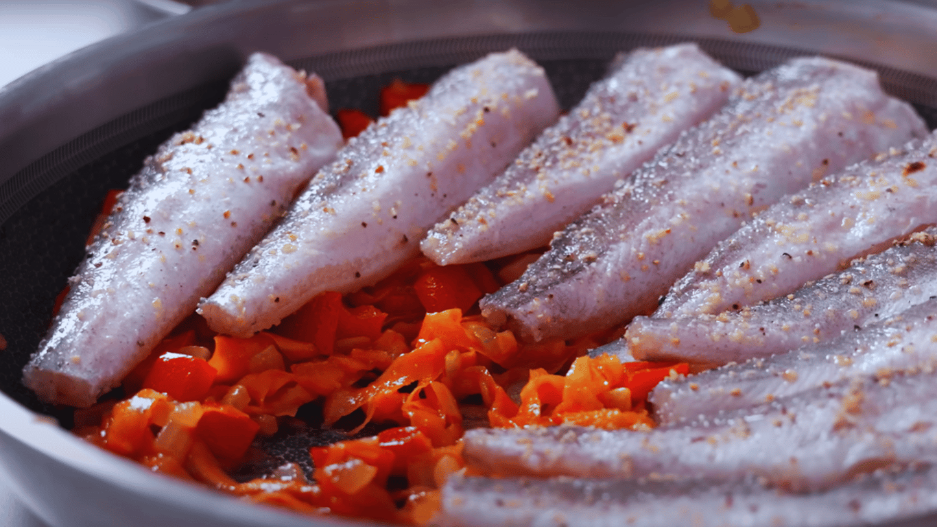 Ein einfacher Weg, um Scholle oder Seelachs lecker und gesund zuzubereiten